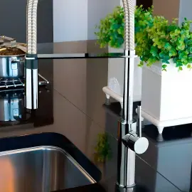 Змішувач для кухні  Light  з висувним виливом та лійкою з 2 типами струменю Paffoni LIG179CR Chrome — вид згори