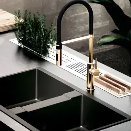 Змішувач для кухні  Light з висувним виливом та лійкою з 2 типами струменю Paffoni LIG179HGSPNO — бічний ракурс