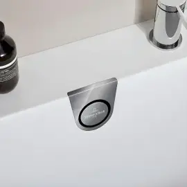 Комплект підключення води до зливу-переливу для ванни Oberon 2.0 Villeroy & Boch UPCON0136 Хром — вид ззаду