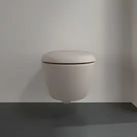 Унитаз Antao Villeroy & Boch 4674T0AM — ракурс 3/4