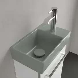 Умывальник Avento Villeroy & Boch 43003LR8 — вид спереди