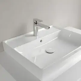 Умивальник Collaro Villeroy & Boch 4A336GR1 Alpine White CeramicPlus — ракурс 3/4