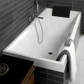 Ванна Squaro Villeroy & Boch UBQ180SQR2V-01 180 х 80 см — бічний ракурс