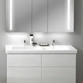 Умивальник Subway 2.0 Villeroy & Boch 7175D001 — вид спереду
