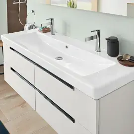 Умивальник Subway 2.0 Villeroy & Boch 7176D2R1 — вид спереду