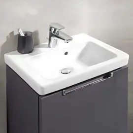 Умивальник Subway 2.0 Villeroy & Boch 7315F0R1 — вид спереду